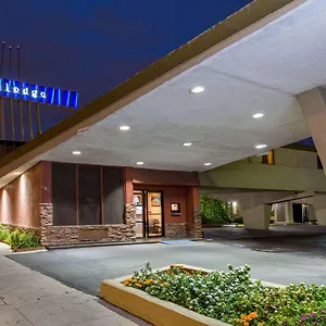 2* Motel Travelodge By Wyndham Downtown