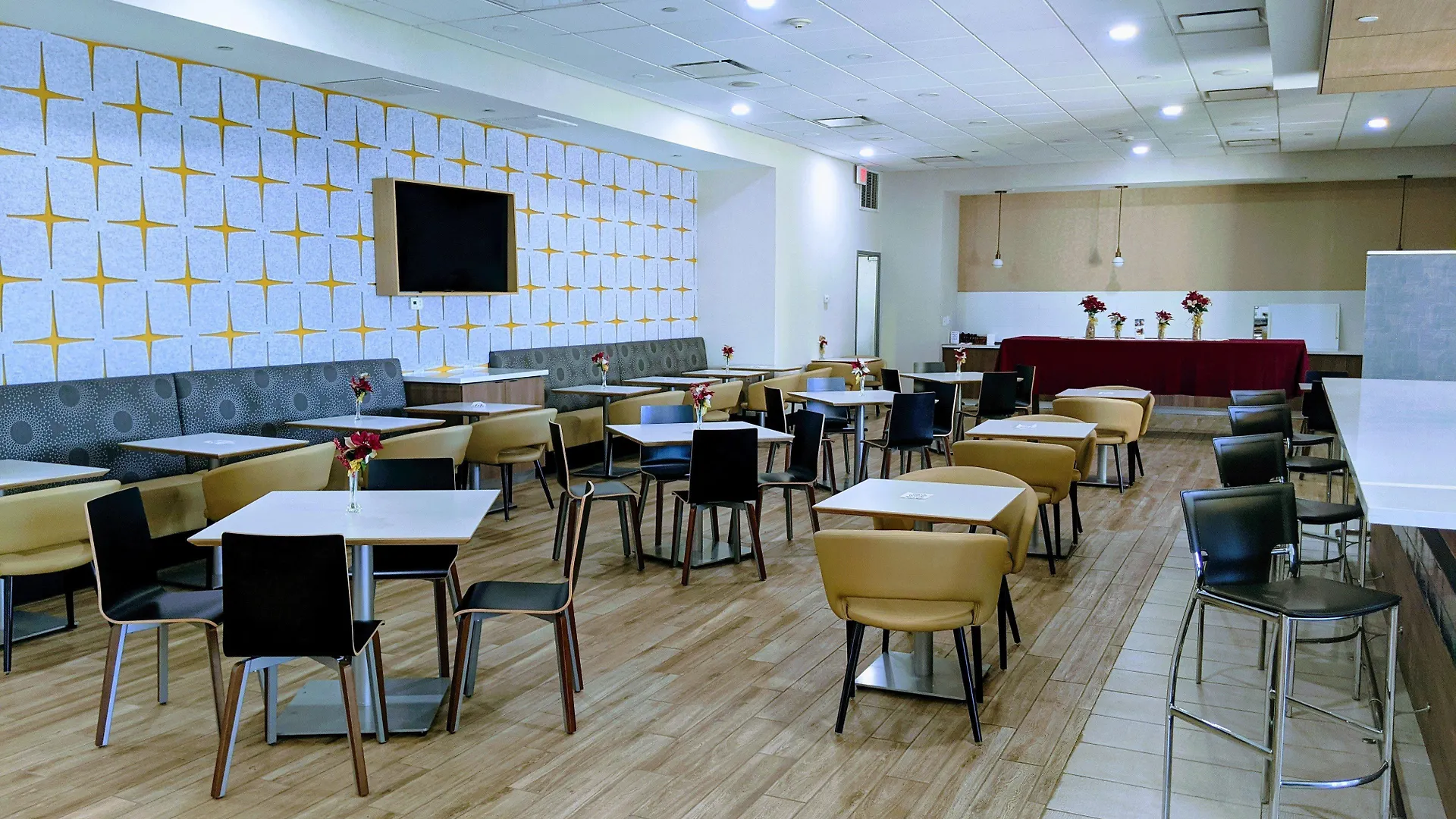 Holiday Inn & Suites Phoenix Airport By Ihg