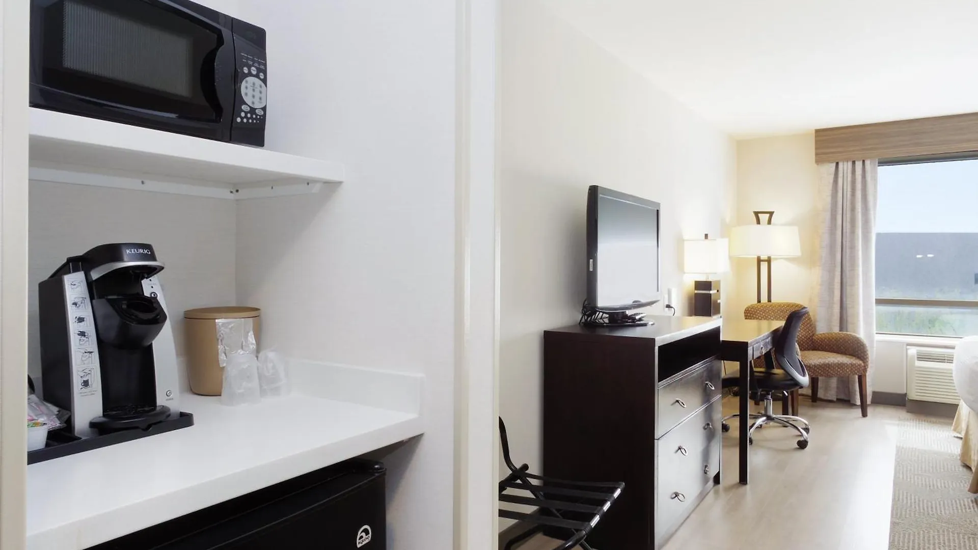 *** Hotel Holiday Inn & Suites Phoenix Airport By Ihg United States